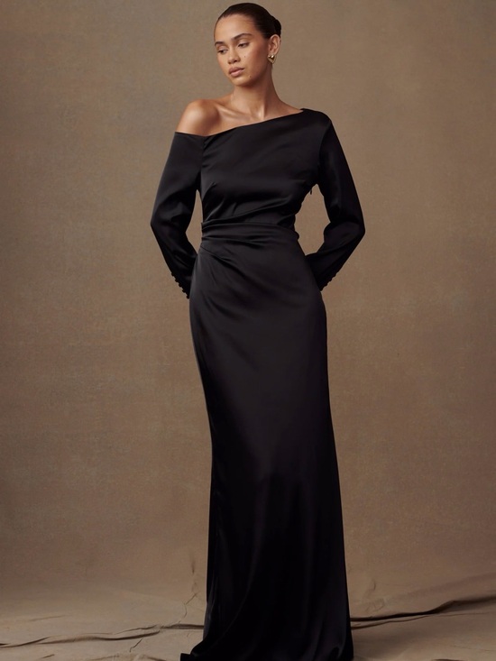 Meshki Dresses & Skirts - Meshki Black One-Shoulder Satin Evening Dress